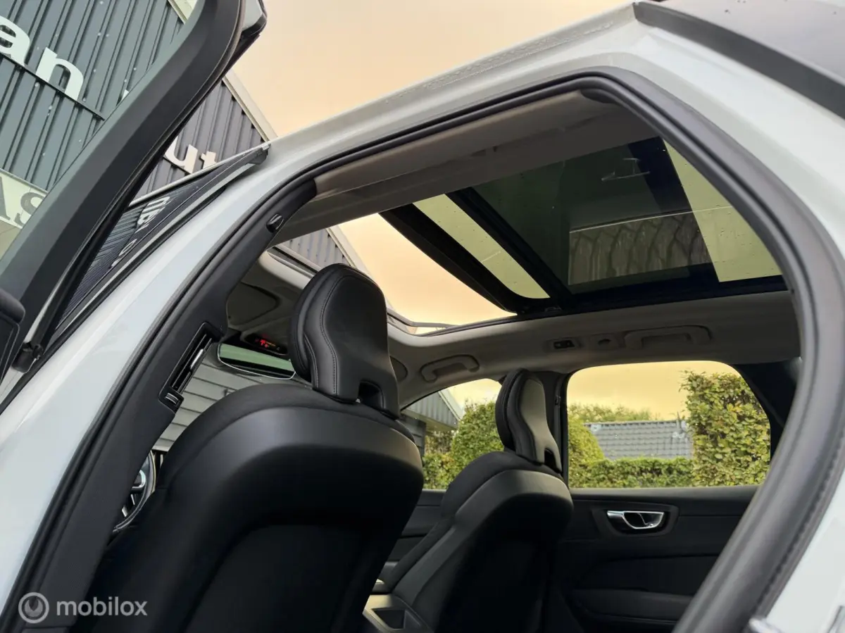 2.0 Recharge T6 AWD Inscription / Panoramadak / Apple Carplay / Hybride /