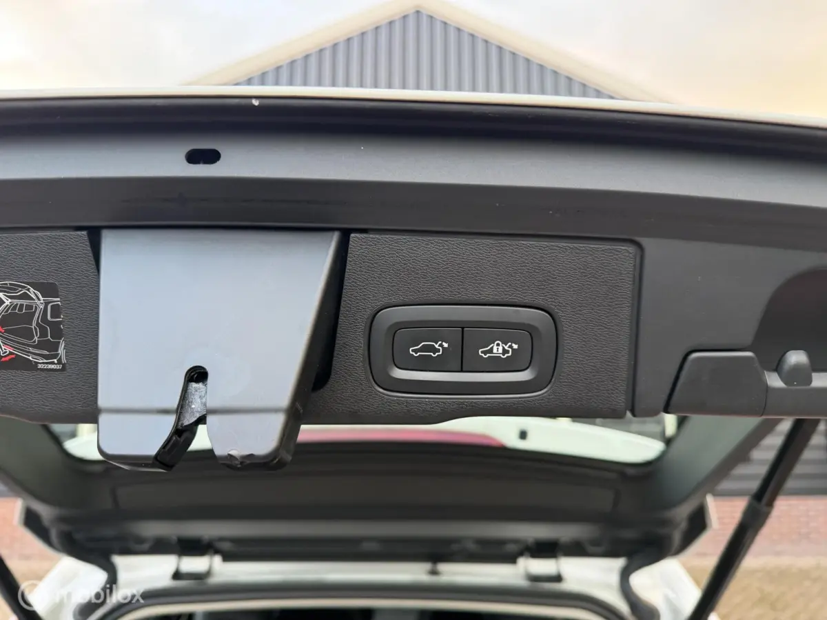 2.0 Recharge T6 AWD Inscription / Panoramadak / Apple Carplay / Hybride /