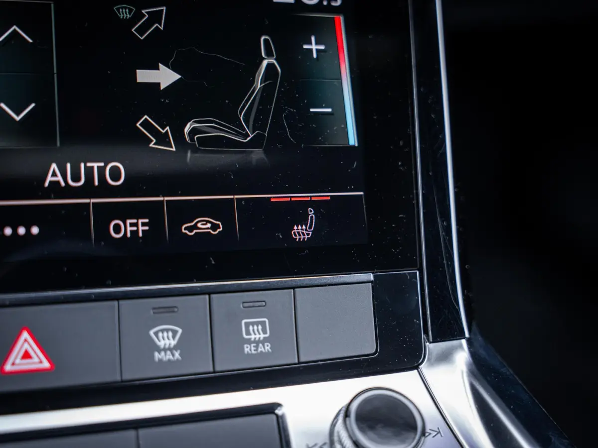 50 quattro Advanced edition Plus - S-Line l Pano l Trekhaak l 360cam