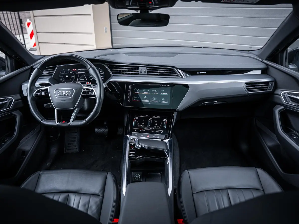 50 quattro Advanced edition Plus - S-Line l Pano l Trekhaak l 360cam