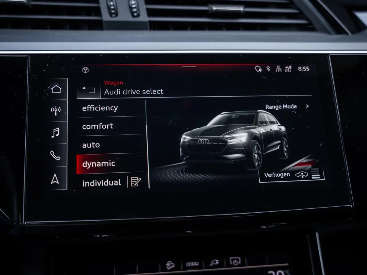 50 quattro Advanced edition Plus - S-Line l Pano l Trekhaak l 360cam