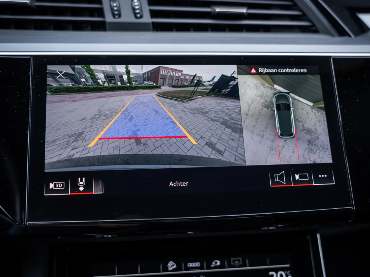50 quattro Advanced edition Plus - S-Line l Pano l Trekhaak l 360cam