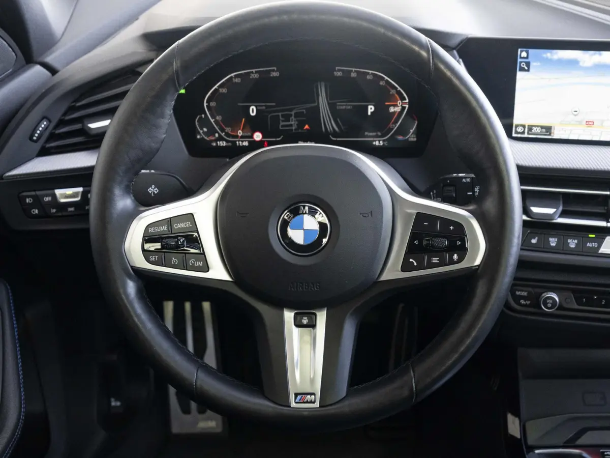 118i | M Sportpakket | Comfort Access | Panoramadak | Sportstoelen | HIFI | Cruise Control | Trekhaak