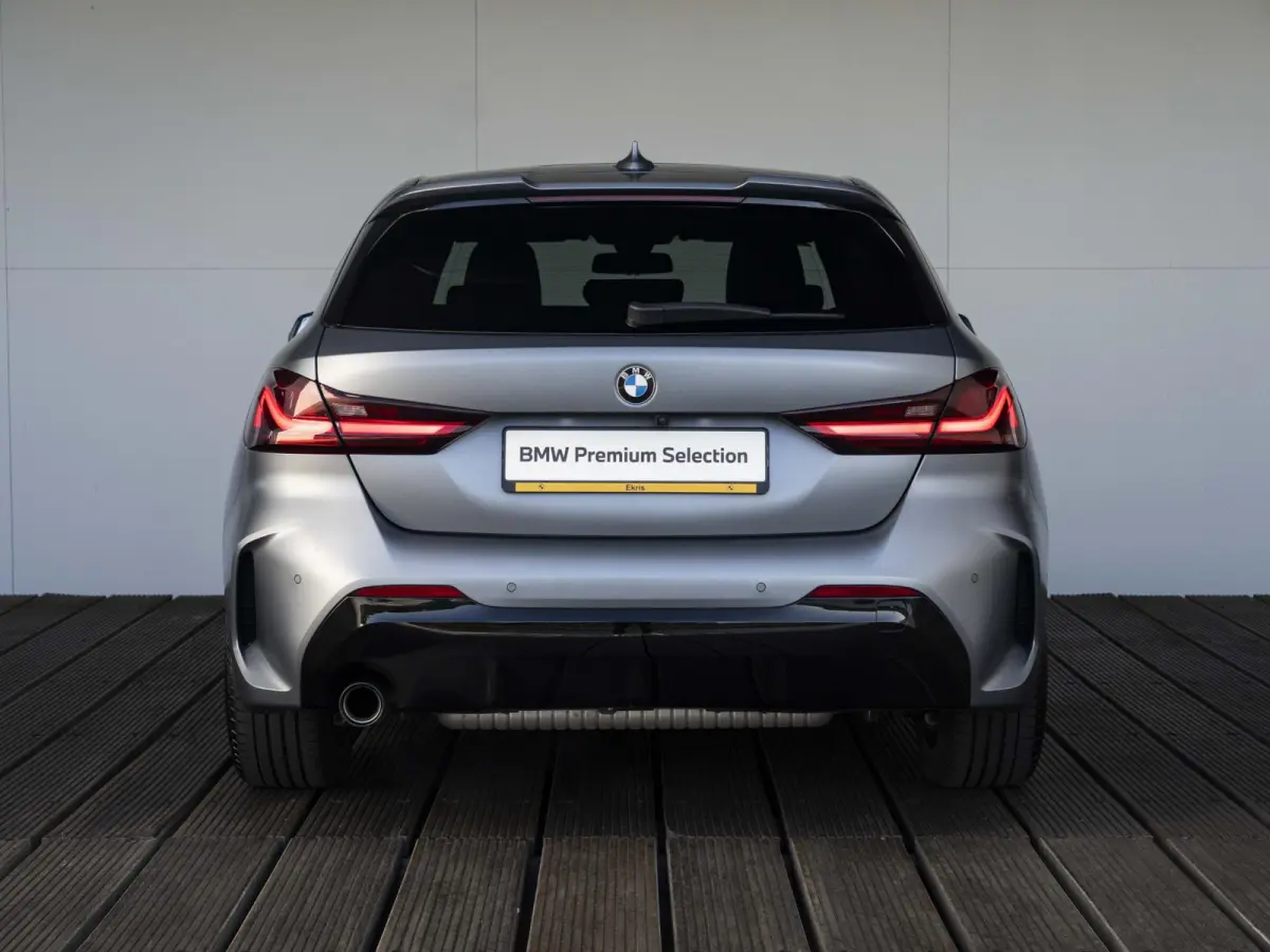 118i | M Sportpakket | Comfort Access | Panoramadak | Sportstoelen | HIFI | Cruise Control | Trekhaak