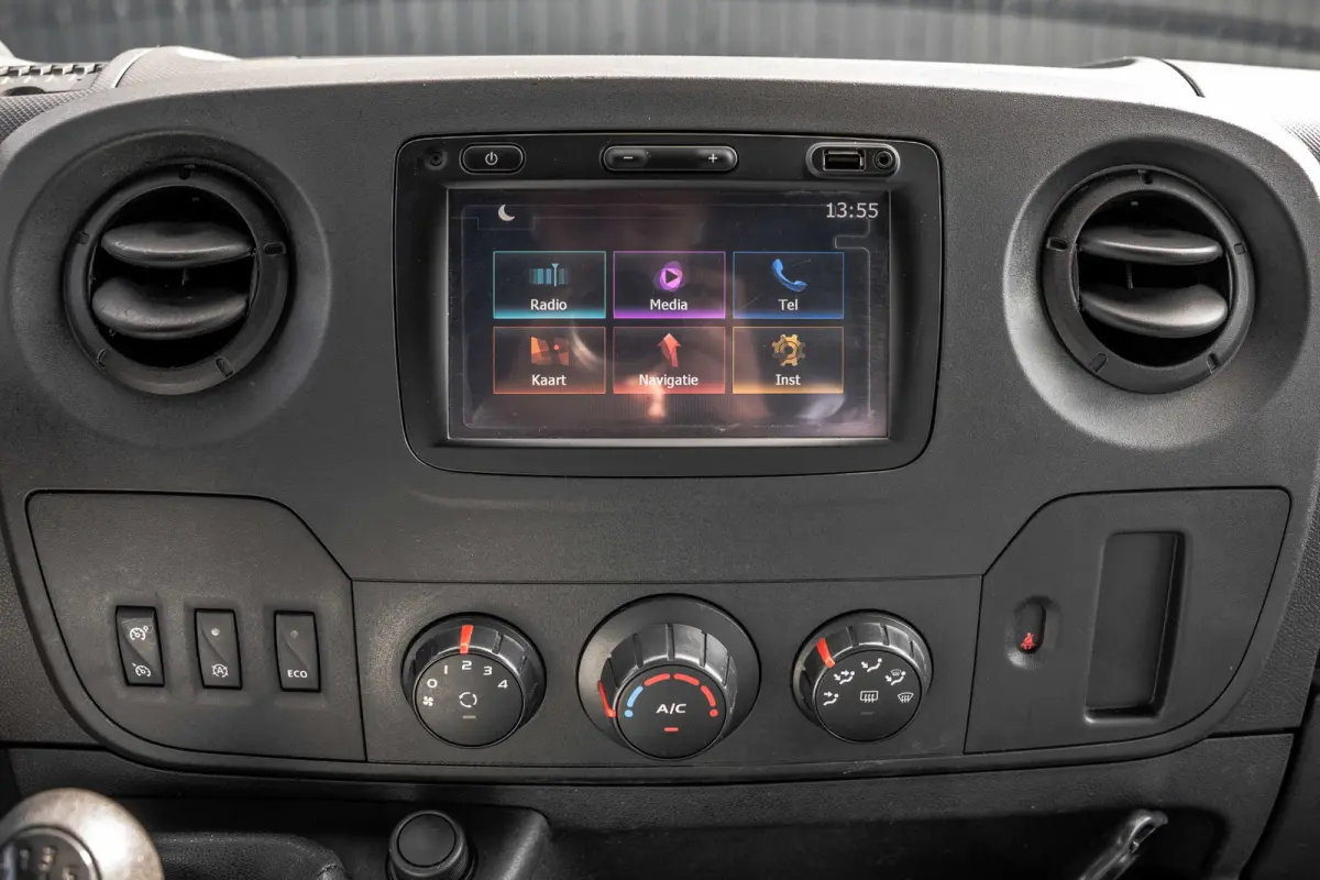 2.3 dCi 170PK | 170 PK | | Bakwagen met Laadklep | 3-Zits | Camera | Cruise | Navi | Airco