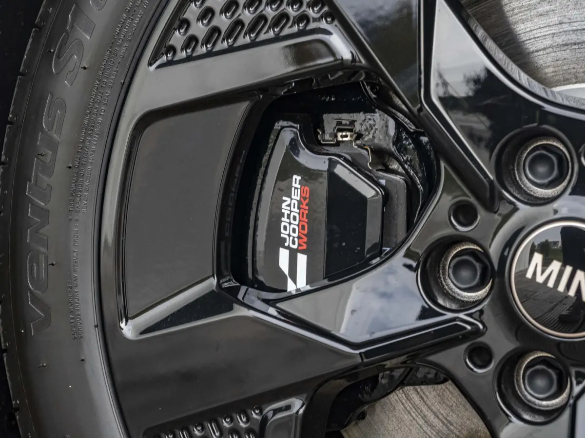 E John Cooper Works Trim | Pakket L