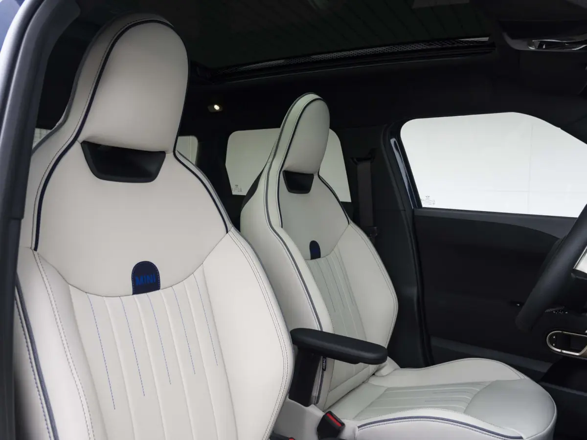 E John Cooper Works Trim | Pakket L