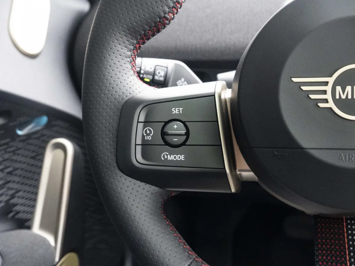 E John Cooper Works Trim | Pakket L