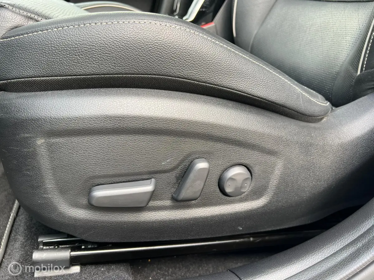 1.6 GDI PHEV ExecutiveLine | Schuif-Kanteldak| Trekhaak | Stuur-Stoel verwarming