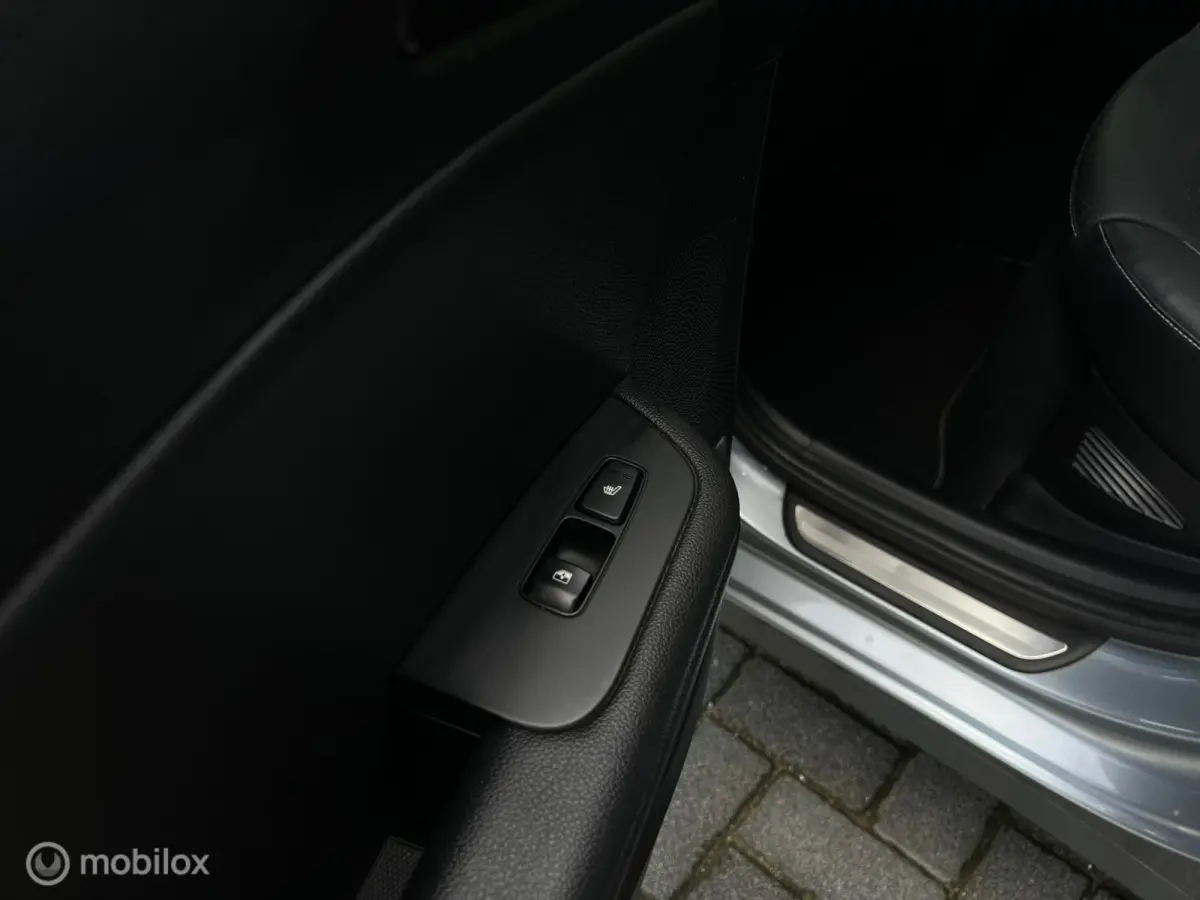1.6 GDI PHEV ExecutiveLine | Schuif-Kanteldak| Trekhaak | Stuur-Stoel verwarming