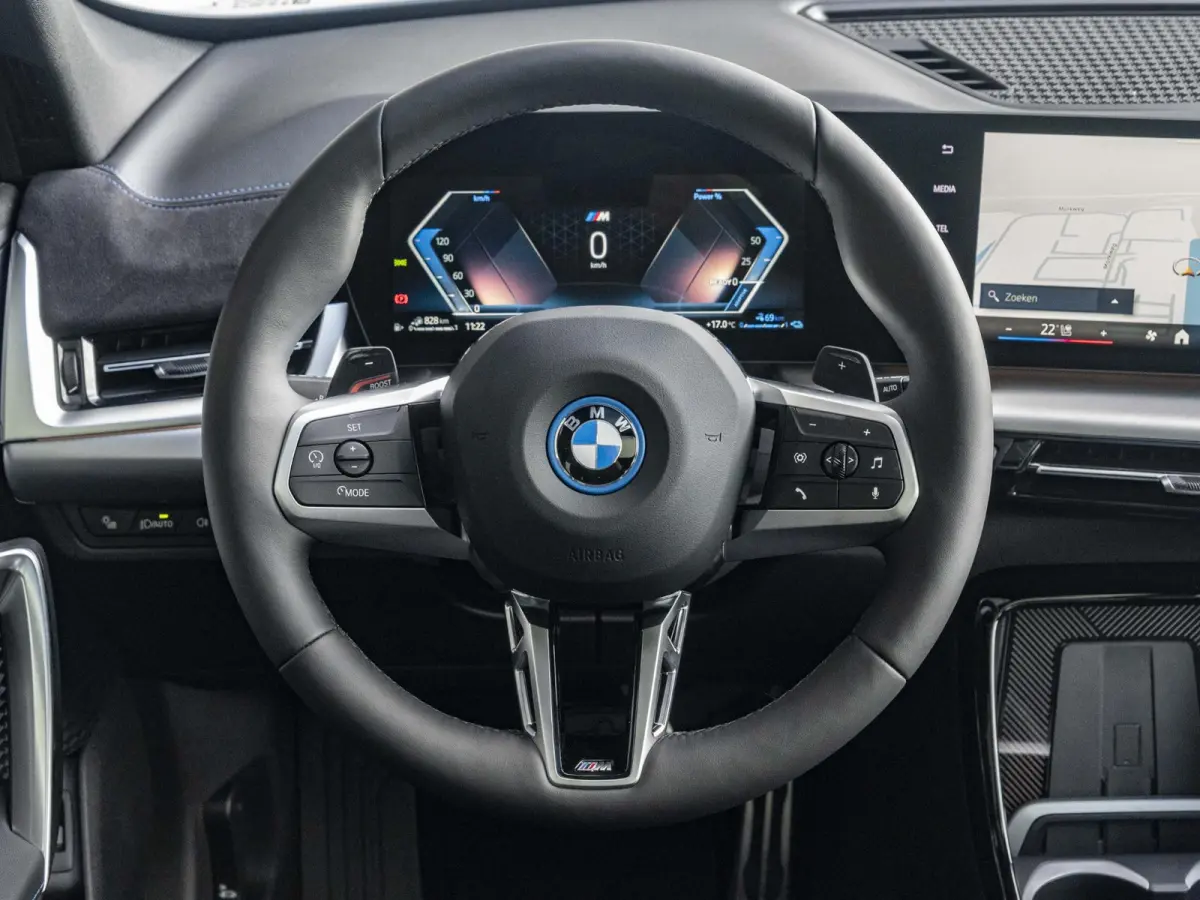 xDrive25e | M Sportpakket Pro | Comfort Access | Panoramadak | Driving Assistant Plus | 19 inch | Trekhaak