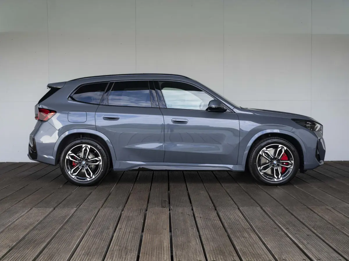 xDrive25e | M Sportpakket Pro | Comfort Access | Panoramadak | Driving Assistant Plus | 19 inch | Trekhaak