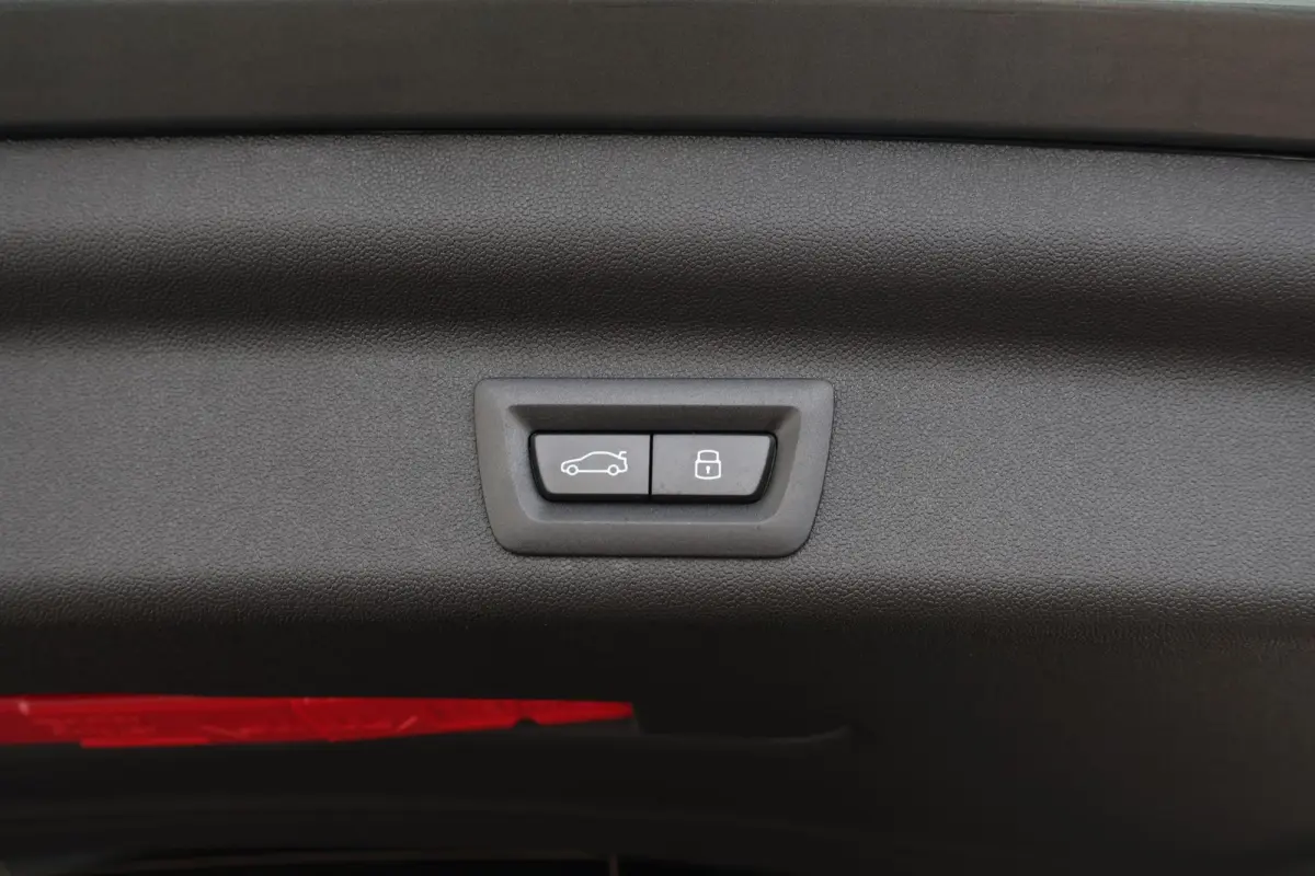 1.5 C John Cooper Works Trim | Pakket L