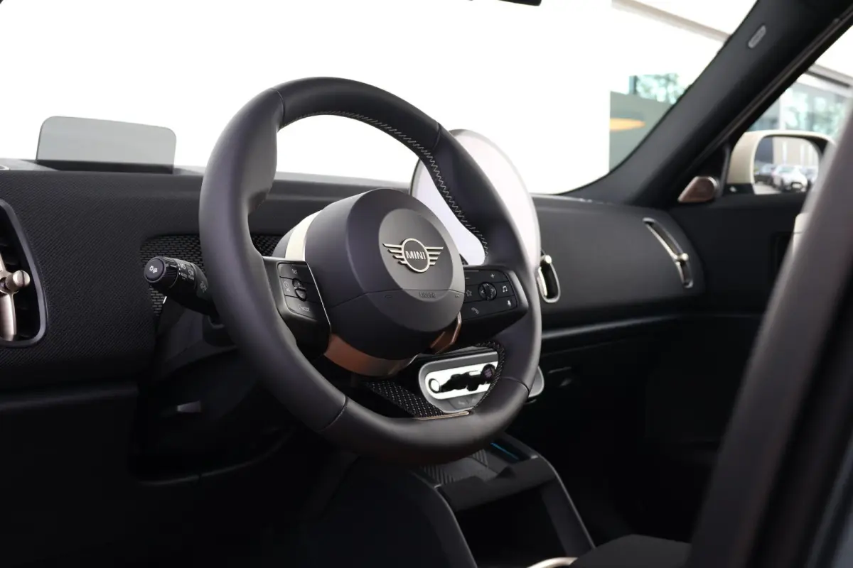 1.5 C John Cooper Works Trim | Pakket L