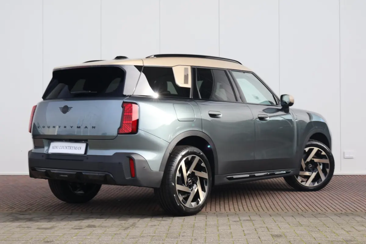 1.5 C John Cooper Works Trim | Pakket L