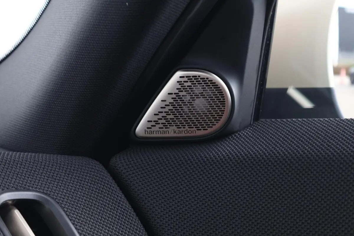 1.5 C John Cooper Works Trim | Pakket L