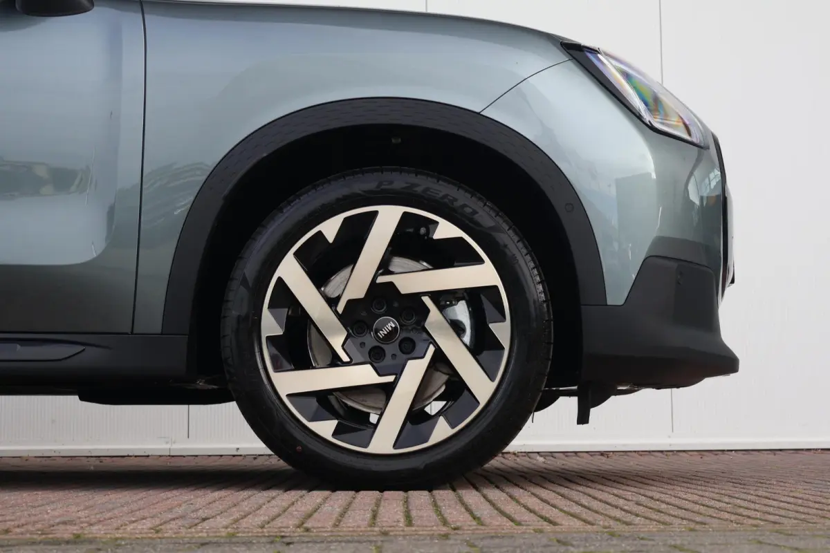 1.5 C John Cooper Works Trim | Pakket L
