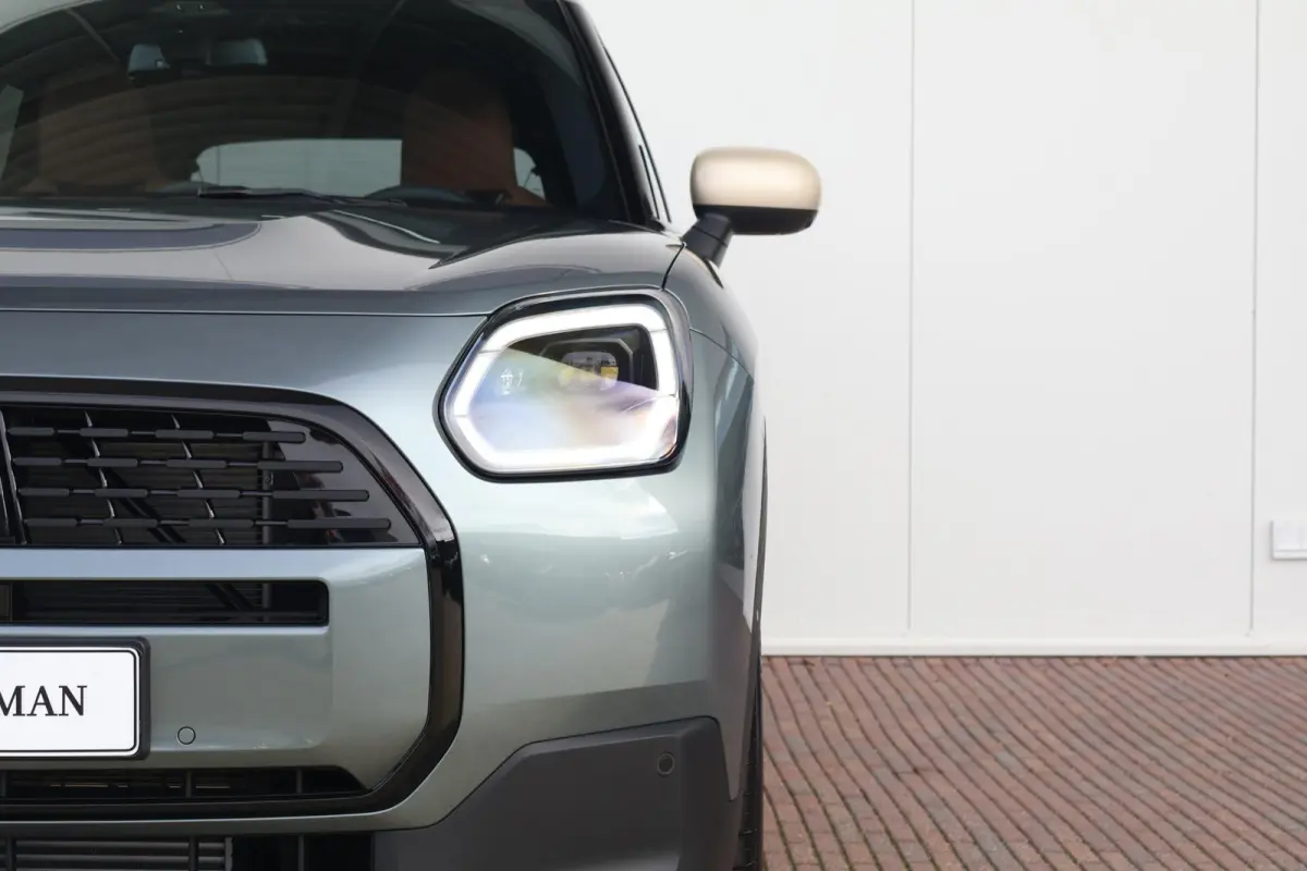1.5 C John Cooper Works Trim | Pakket L