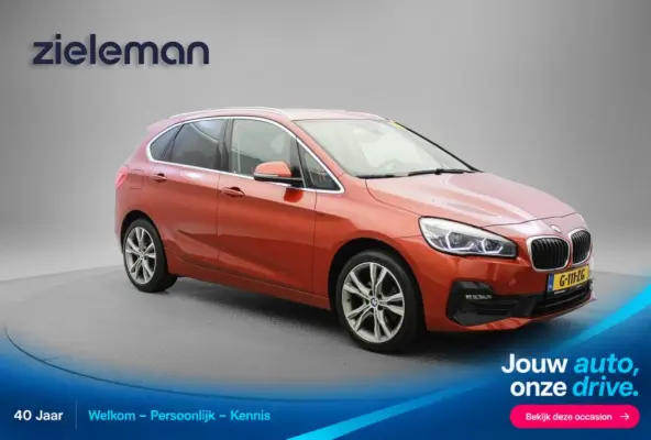 218i Executive Edition - Carplay, Camera, Half Leer, Headup Display