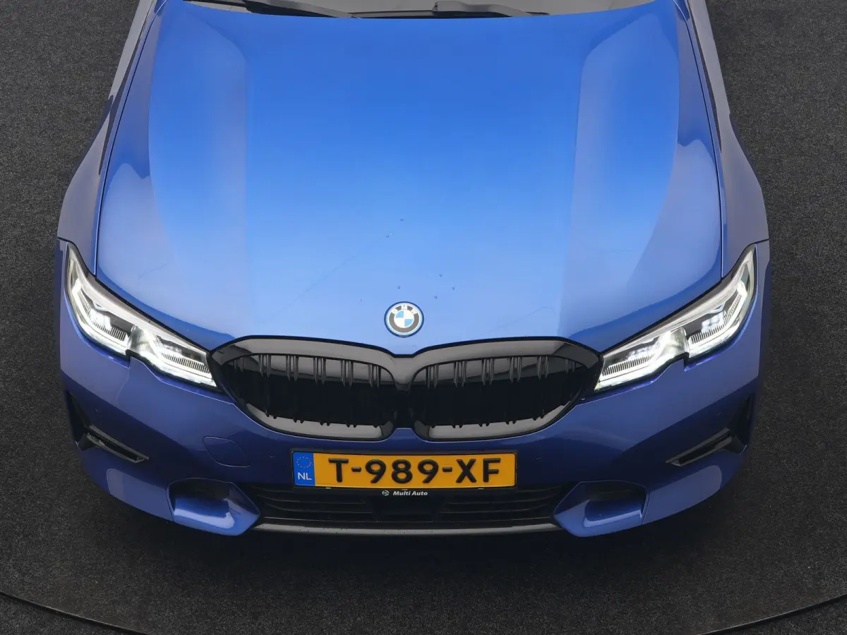 320e PHEV 204pk Dealer O.H | Head Up | Adaptive Cruise | Camera | Adaptief Onderstel | Laser LED | Lederen Sportstoelen Memory & Verwarmd | Apple Carplay | Blis | Virtual | Navigatie | DAB |