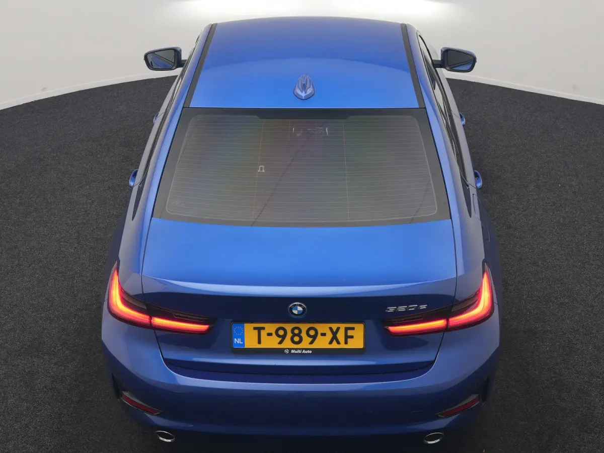 320e PHEV 204pk Dealer O.H | Head Up | Adaptive Cruise | Camera | Adaptief Onderstel | Laser LED | Lederen Sportstoelen Memory & Verwarmd | Apple Carplay | Blis | Virtual | Navigatie | DAB |