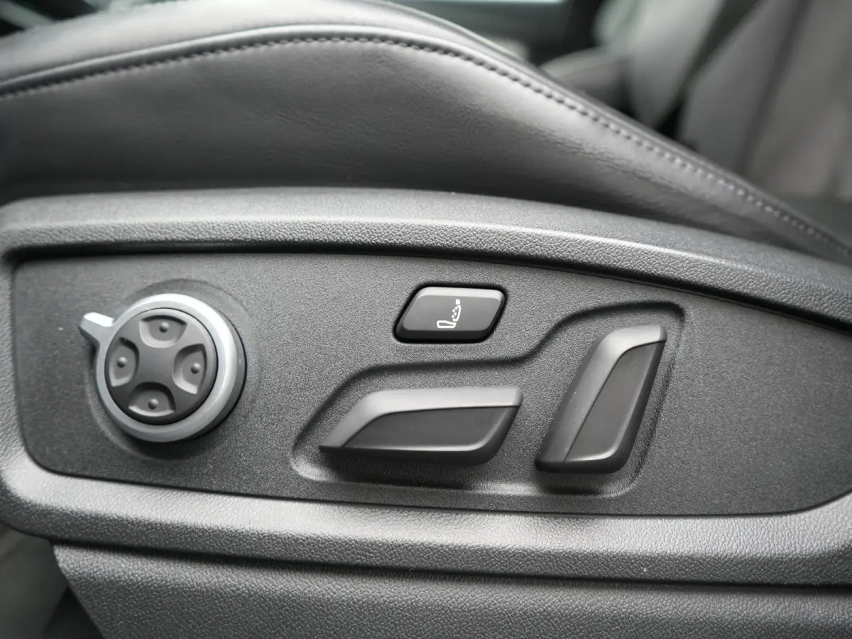 55 TFSI e Quattro 2x S Line PHEV 367pk Dealer O.H. | SOH 84,8% | Trekhaak Af Fabriek | Luchtvering | Adaptive Cruise | 360 Camera | Head Up | Matrix LED | Alcantara Sportstoelen Memory & Ver