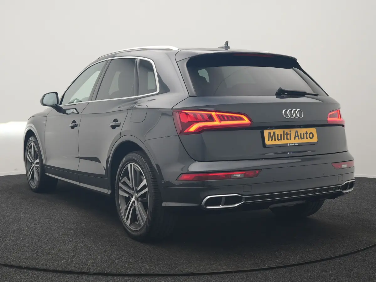 55 TFSI e Quattro 2x S Line PHEV 367pk Dealer O.H. | SOH 84,8% | Trekhaak Af Fabriek | Luchtvering | Adaptive Cruise | 360 Camera | Head Up | Matrix LED | Alcantara Sportstoelen Memory & Ver