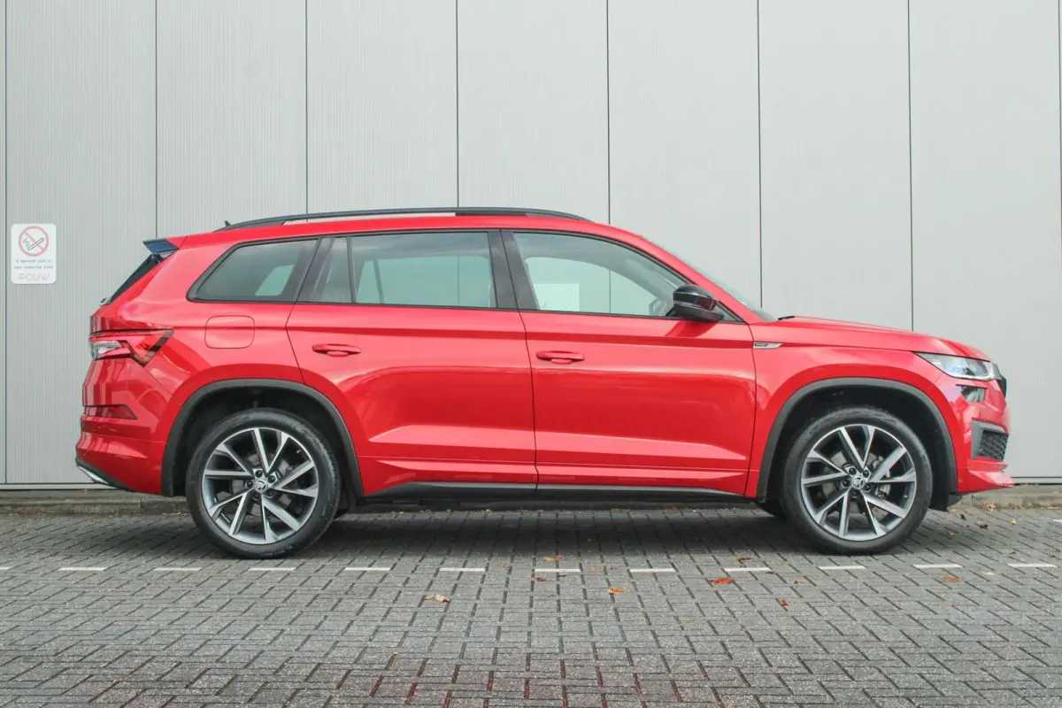 1.5 TSI 150pk DSG Sportline Business | Panoramadak | Elektrische stoel | Stoelverwarming | Camera | Adaptief Cruise Control | Trekhaak