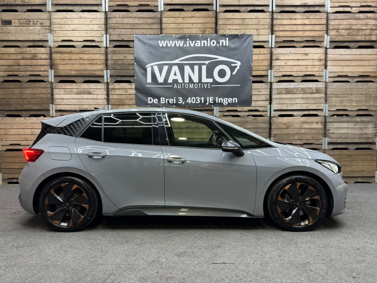 Adrenaline One 62 kWh Navi Clima Camera VZ Copper 19"LM