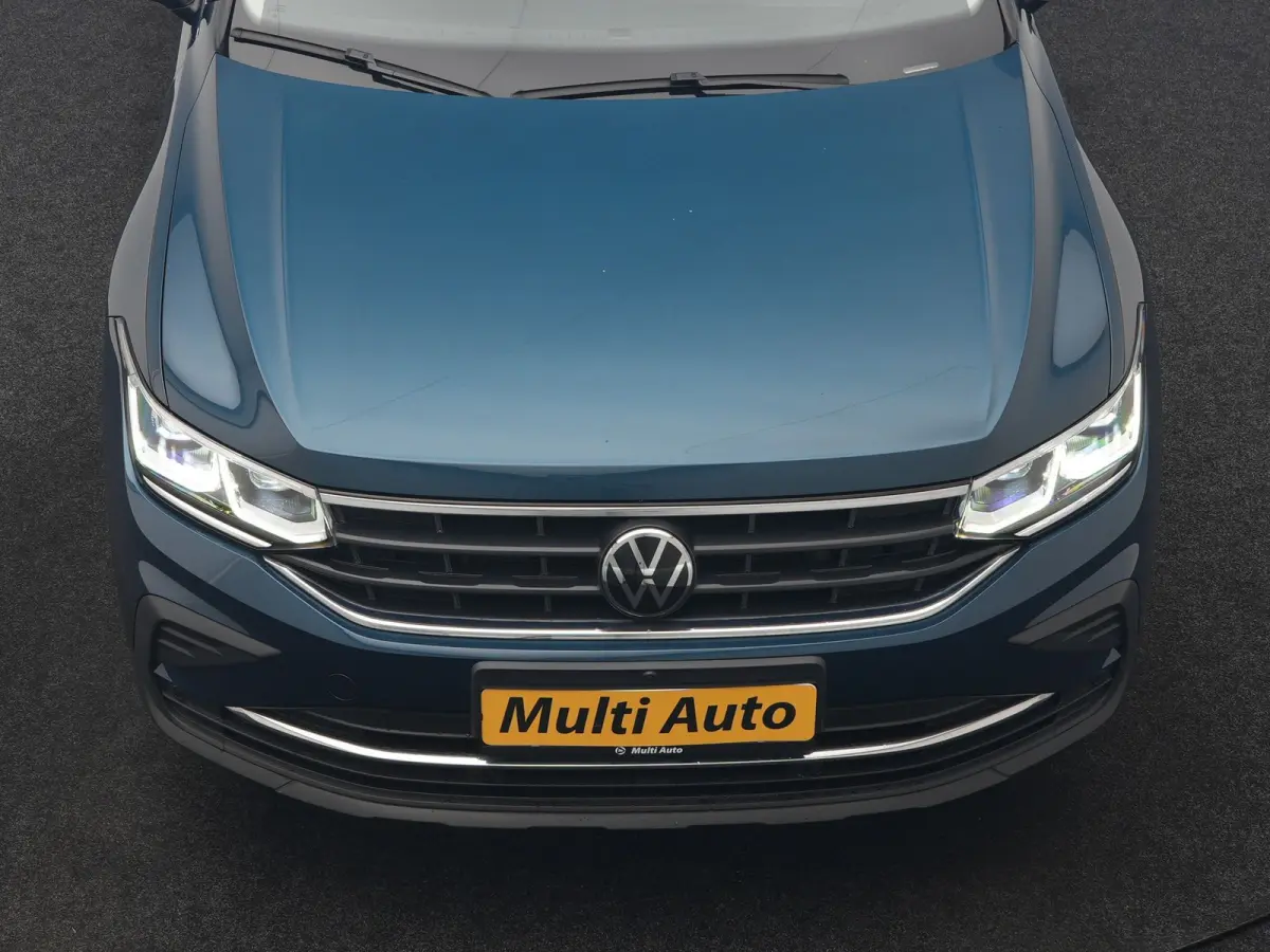 1.4 TSI eHybrid Life PHEV 245pk Dealer O.H. | SOH 97,6% | Trekhaak Af Fabriek | Adaptive Cruise | 360 Camera | IQ Light | Stoelen & Stuur Verwarmd | Keyless | BLIS | Apple Carplay | Navigati