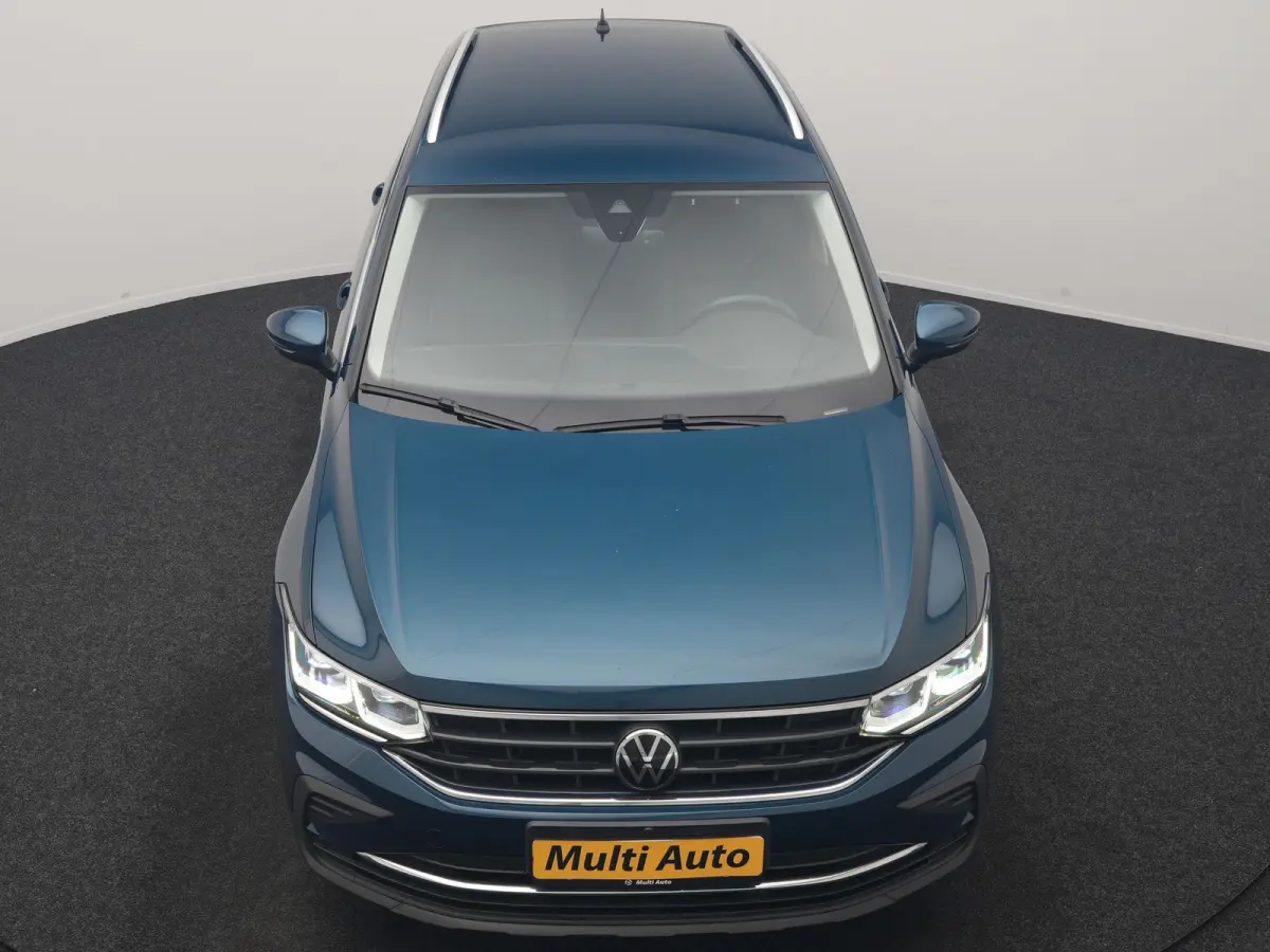 1.4 TSI eHybrid Life PHEV 245pk Dealer O.H. | SOH 97,6% | Trekhaak Af Fabriek | Adaptive Cruise | 360 Camera | IQ Light | Stoelen & Stuur Verwarmd | Keyless | BLIS | Apple Carplay | Navigati