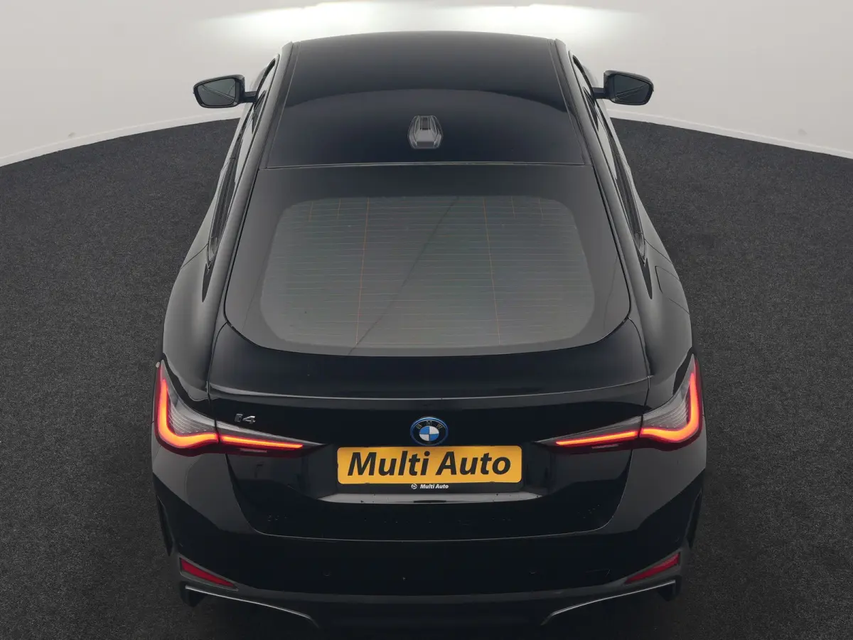 eDrive 35 70 kWh 286pk Dealer O.H | SOH 96,3% | Adaptive Cruise | Camera | Lederen Sportstoelen Verwarmd | Apple Carplay | Keyless | Navigatie | Virtual | DAB | 18"L.M |