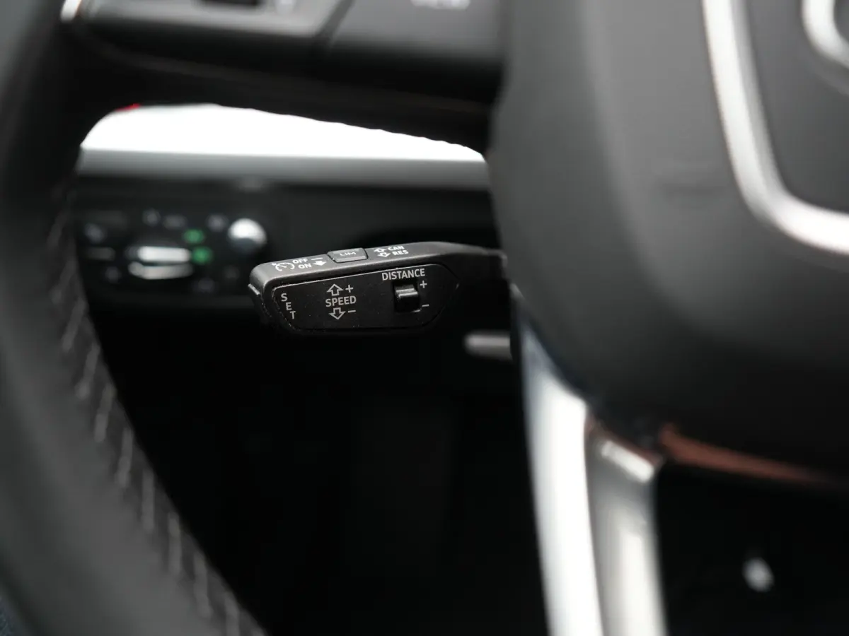 55 TFSI e S Line PHEV 367pk Dealer O.H | Trekhaak Af Fabriek | Adaptive Cruise | 360 Camera | Bang & Olufsen | Matrix LED | Lederen Sportstoelen Memory & Verwarmd | Apple Carplay | Keyless |