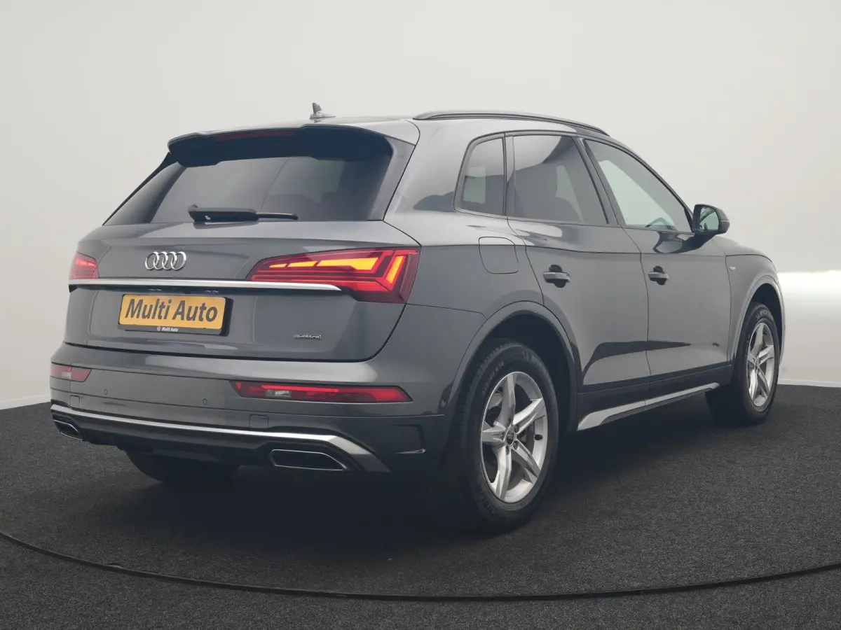 55 TFSI e S Line PHEV 367pk Dealer O.H | Trekhaak Af Fabriek | Adaptive Cruise | 360 Camera | Bang & Olufsen | Matrix LED | Lederen Sportstoelen Memory & Verwarmd | Apple Carplay | Keyless |