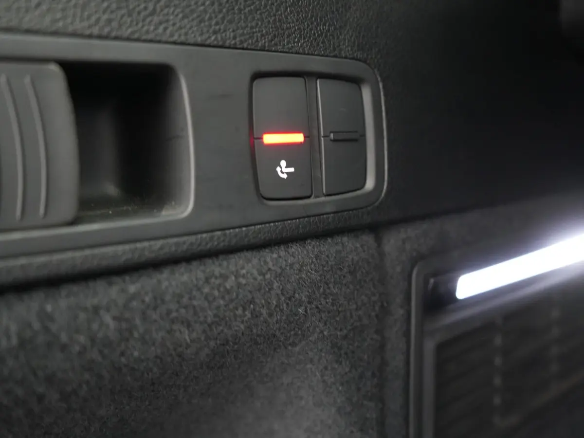 55 TFSI e S Line PHEV 367pk Dealer O.H | Trekhaak Af Fabriek | Adaptive Cruise | 360 Camera | Bang & Olufsen | Matrix LED | Lederen Sportstoelen Memory & Verwarmd | Apple Carplay | Keyless |