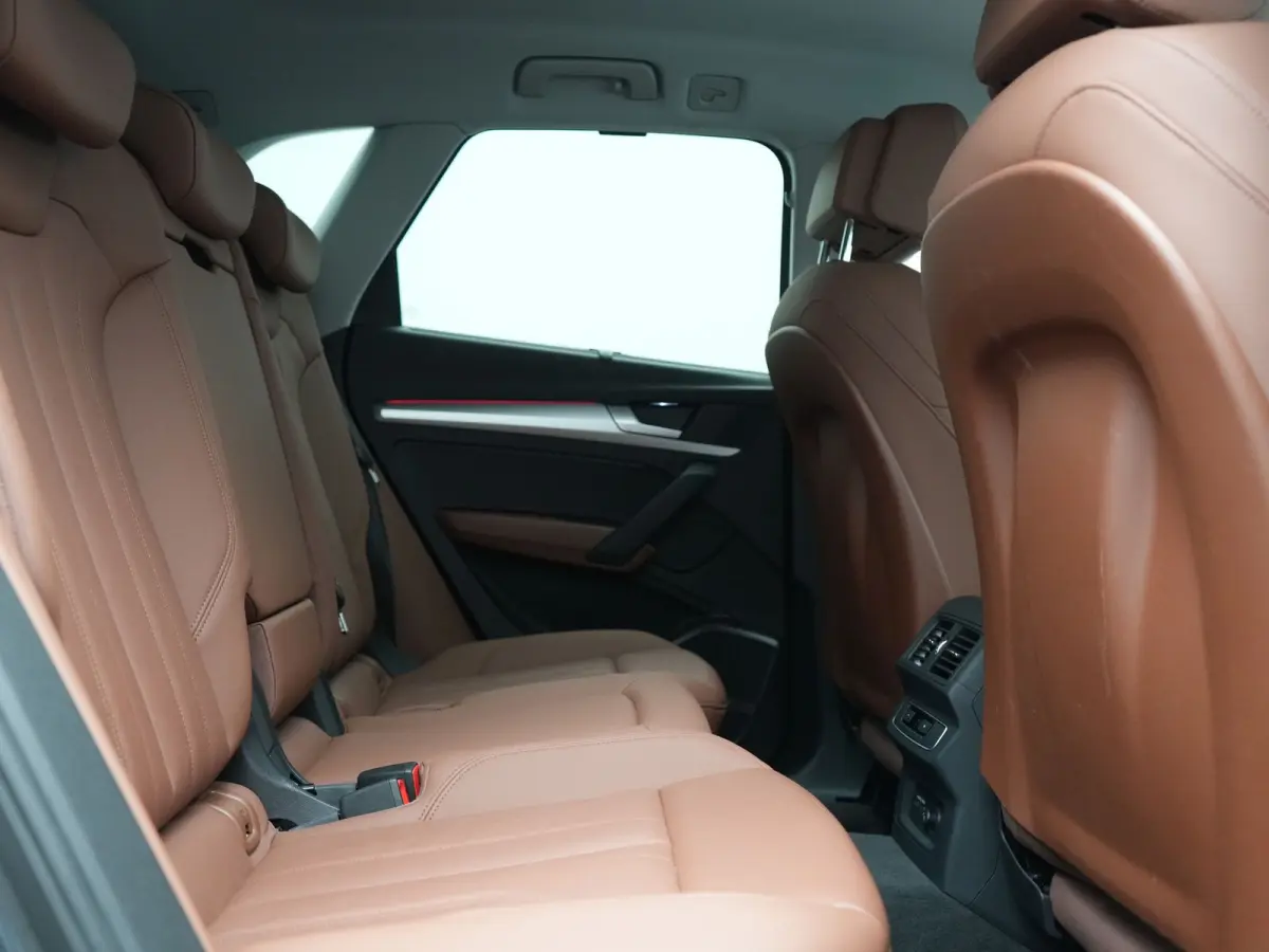 55 TFSI e S Line PHEV 367pk Dealer O.H | Trekhaak Af Fabriek | Adaptive Cruise | 360 Camera | Bang & Olufsen | Matrix LED | Lederen Sportstoelen Memory & Verwarmd | Apple Carplay | Keyless |