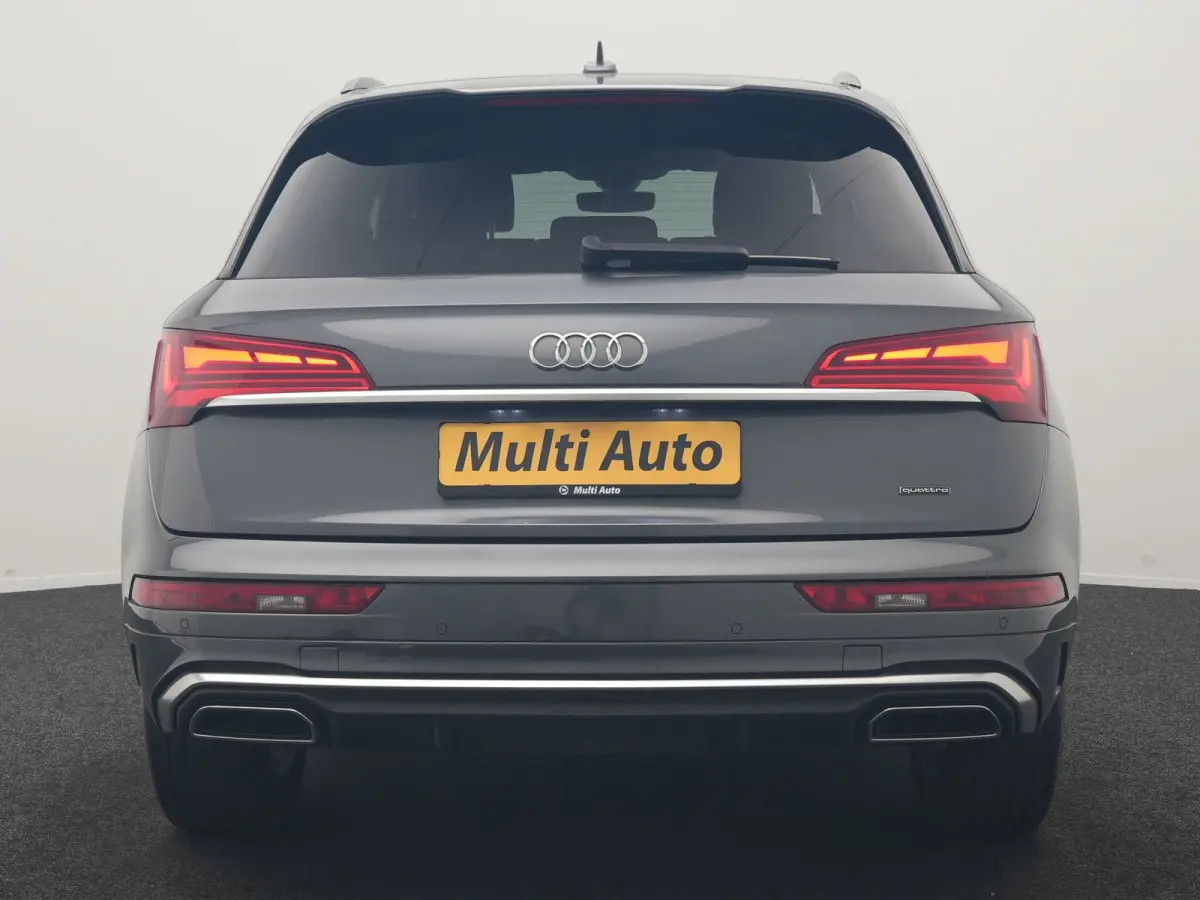 55 TFSI e S Line PHEV 367pk Dealer O.H | Trekhaak Af Fabriek | Adaptive Cruise | 360 Camera | Bang & Olufsen | Matrix LED | Lederen Sportstoelen Memory & Verwarmd | Apple Carplay | Keyless |