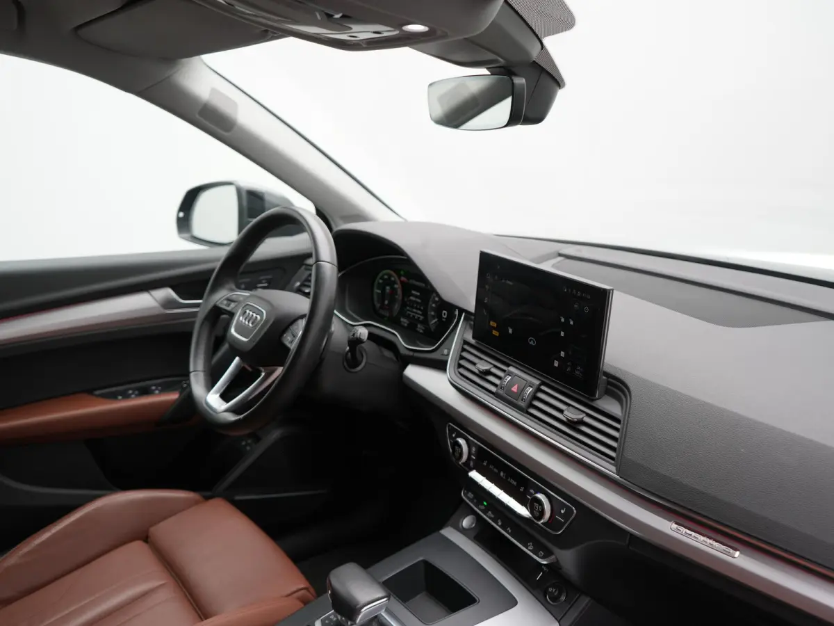 55 TFSI e S Line PHEV 367pk Dealer O.H | Trekhaak Af Fabriek | Adaptive Cruise | 360 Camera | Bang & Olufsen | Matrix LED | Lederen Sportstoelen Memory & Verwarmd | Apple Carplay | Keyless |