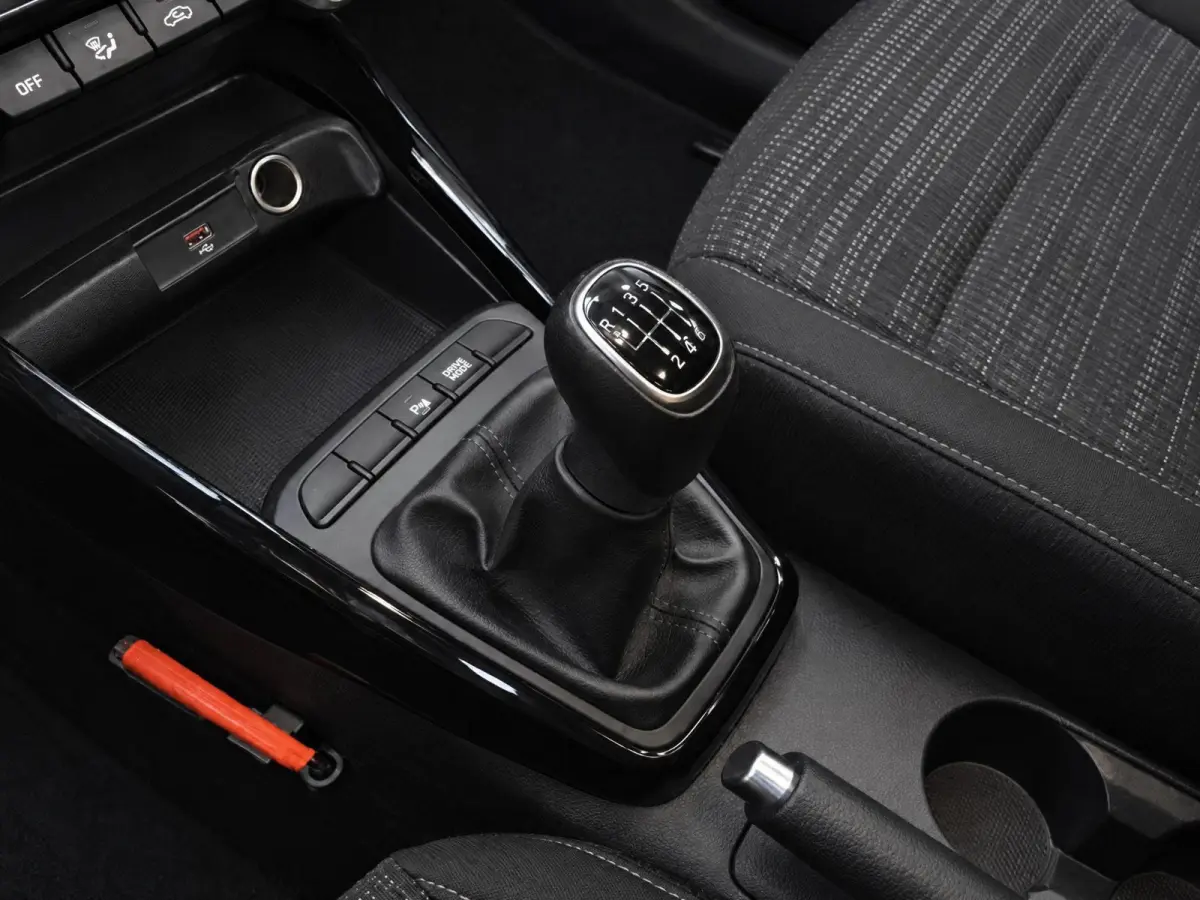 1.0 T-GDi MHEV DynamicPlusLine Dealer onderhouden | Trekhaak | Climate control | Navigatie |