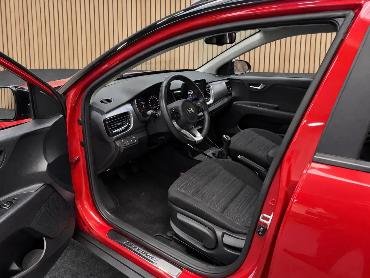 1.0 T-GDi MHEV DynamicPlusLine Dealer onderhouden | Trekhaak | Climate control | Navigatie |