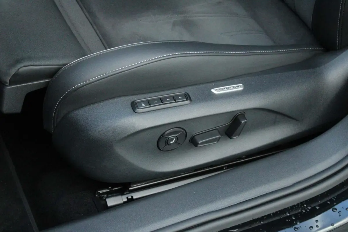 1.5 eHybrid 204pk Business | Trekhaak | Camera | Travel Assist