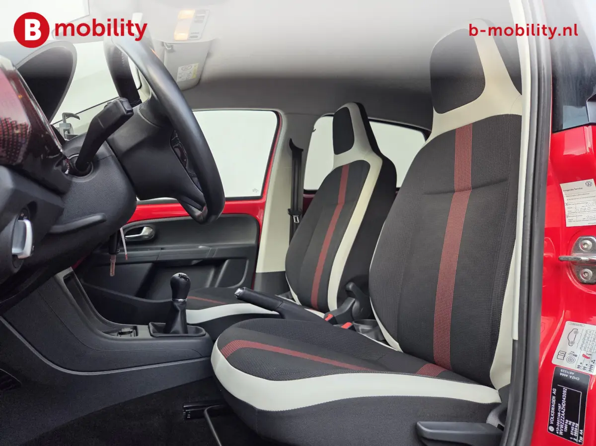 Up! 1.0 TSI 90 PK High Up! 5-Drs. Stoelverwarming NL Auto! | Climate Control | DAB | Cruise Control