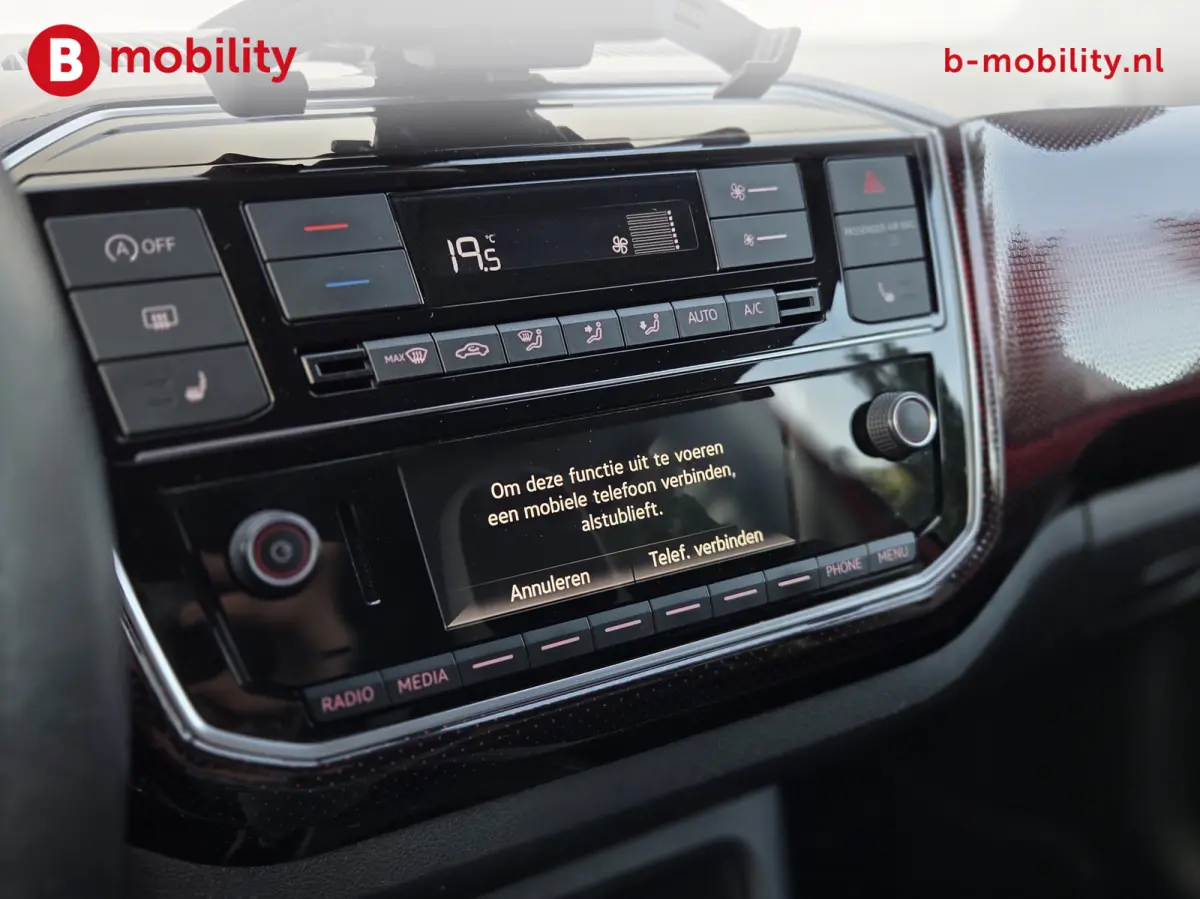 Up! 1.0 TSI 90 PK High Up! 5-Drs. Stoelverwarming NL Auto! | Climate Control | DAB | Cruise Control