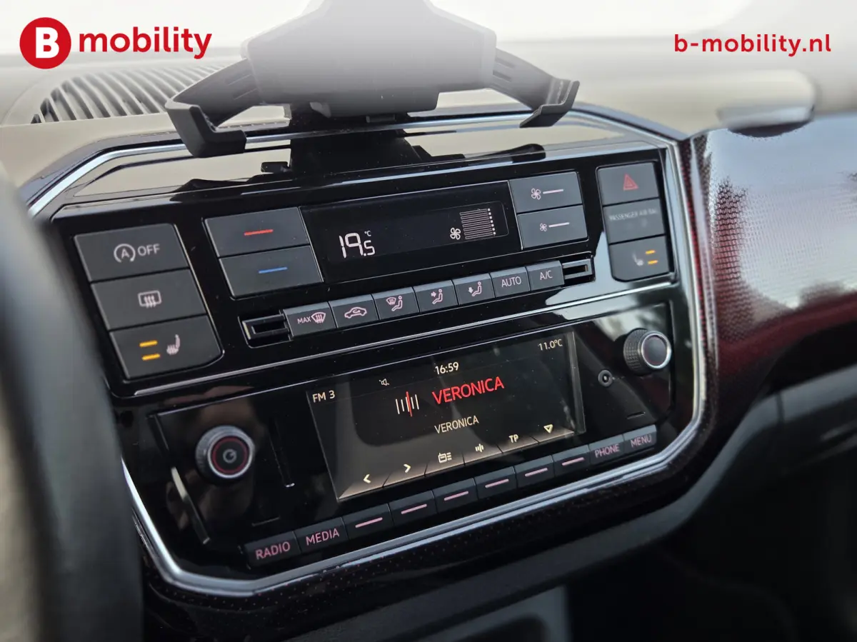 Up! 1.0 TSI 90 PK High Up! 5-Drs. Stoelverwarming NL Auto! | Climate Control | DAB | Cruise Control