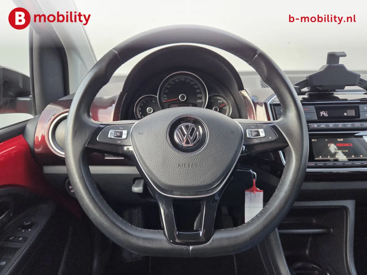 Up! 1.0 TSI 90 PK High Up! 5-Drs. Stoelverwarming NL Auto! | Climate Control | DAB | Cruise Control