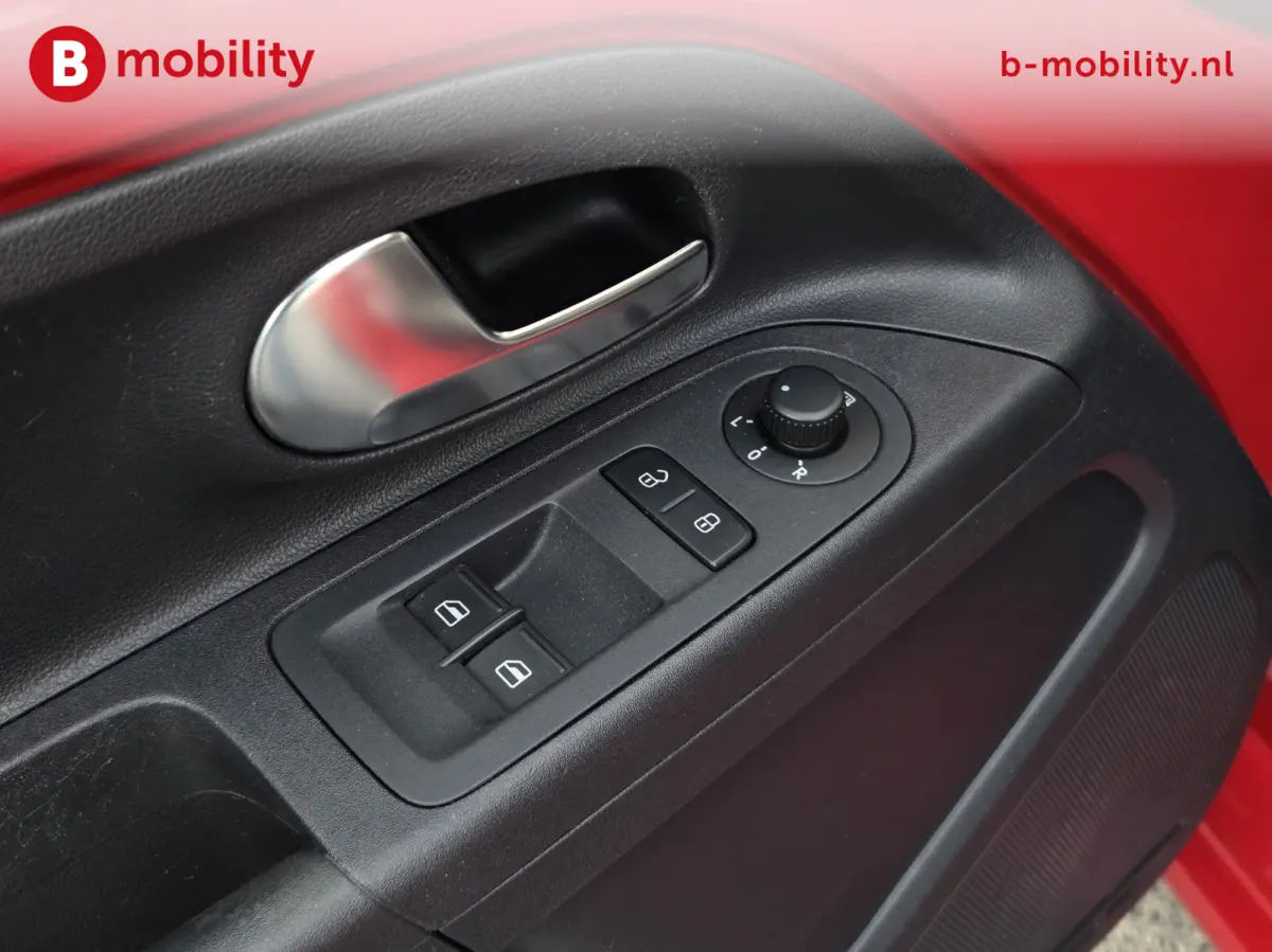 Up! 1.0 TSI 90 PK High Up! 5-Drs. Stoelverwarming NL Auto! | Climate Control | DAB | Cruise Control