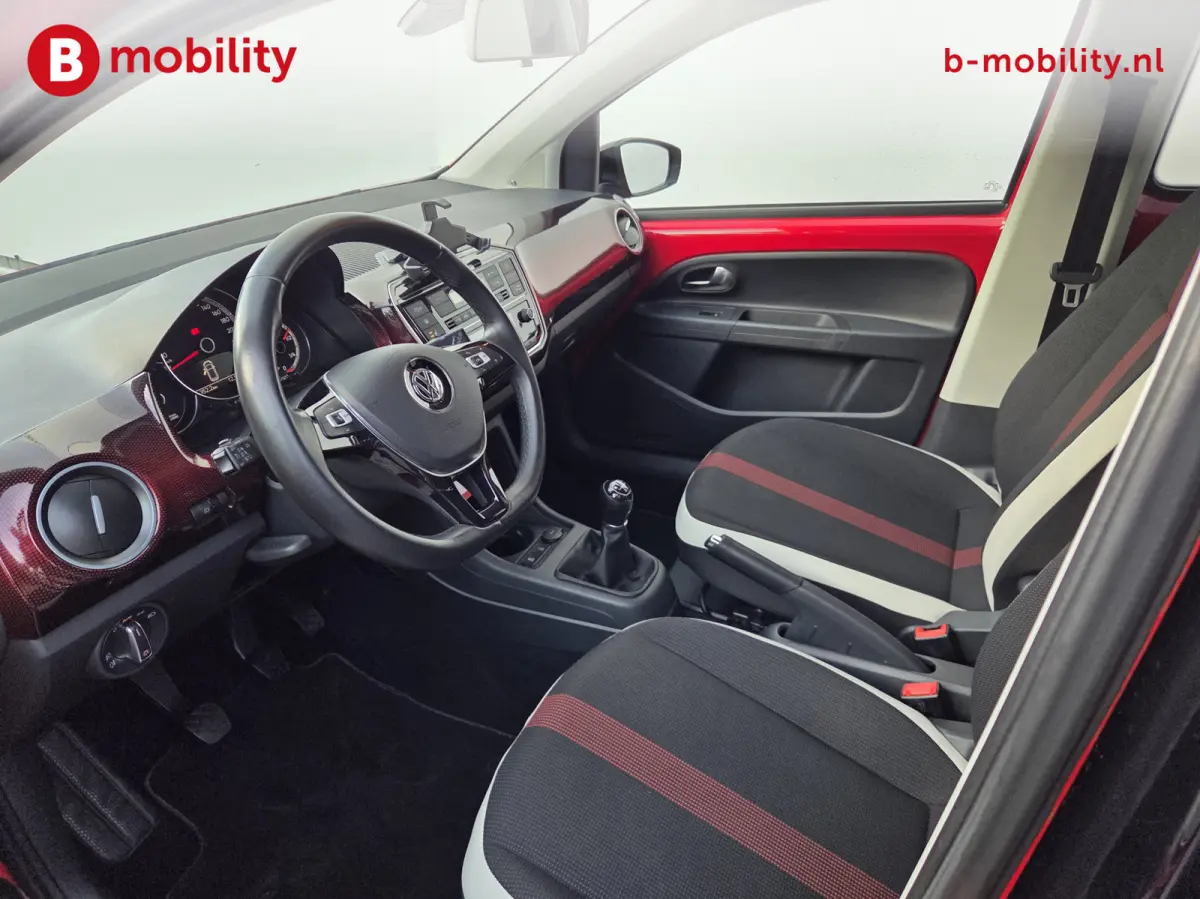 Up! 1.0 TSI 90 PK High Up! 5-Drs. Stoelverwarming NL Auto! | Climate Control | DAB | Cruise Control