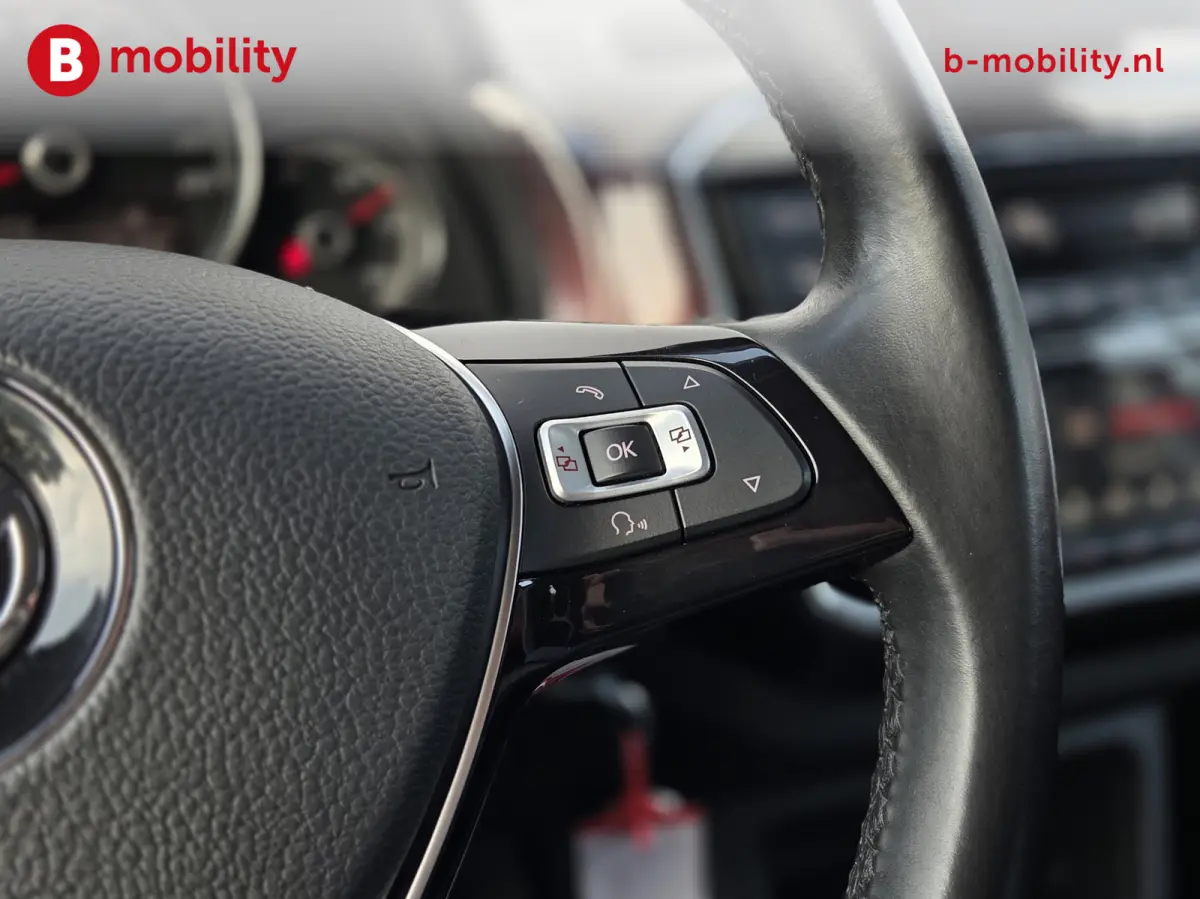 Up! 1.0 TSI 90 PK High Up! 5-Drs. Stoelverwarming NL Auto! | Climate Control | DAB | Cruise Control