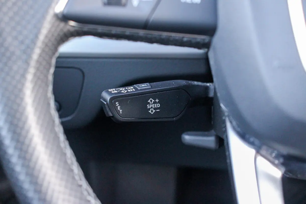 50 TFSIe 299pk S edition | Trekhaak | Apple Carplay/ Android Auto | Cruise Control | Matrix LED | Drive Select | Draadloos Laden Telefoon