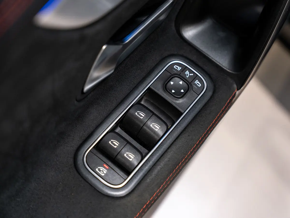CLA 180 AMG Line, Pano, Digi Dash, Voll Led, Apple Carplay, Android Auto, NAP, Cam, Volledig Onderhouden